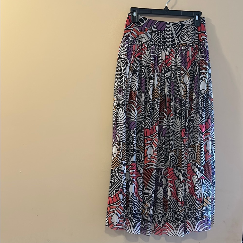 NWOT Farm Rio-Colorful Patterned Women's maxi Skirt
